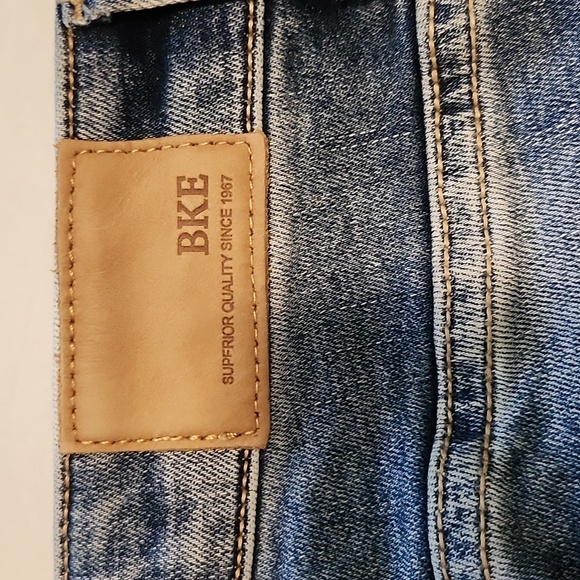 Women's BKE Payton Washed Distressed Ripped Jeans Size 28 - Picture 8 of 9